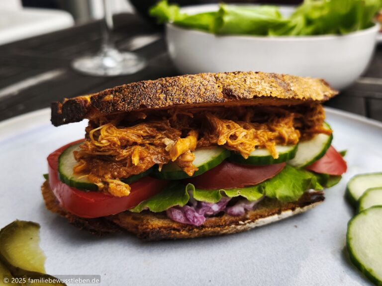 Pulled Pork aus dem Slow Cooker – würzig, saftig, zuckerfrei